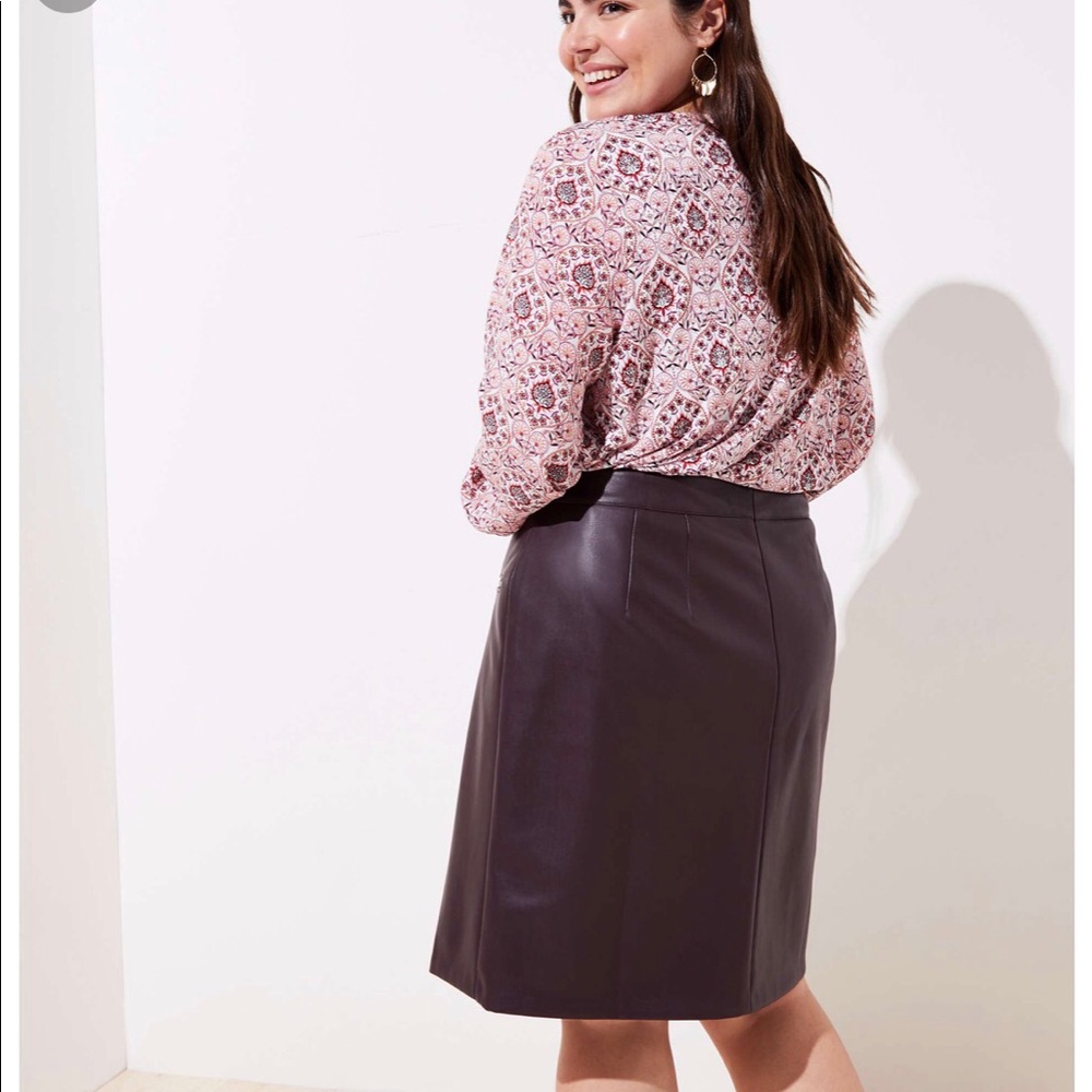 LOFT PLUS FAUX LEATHER ZIP POCKET PENCIL SKIRT